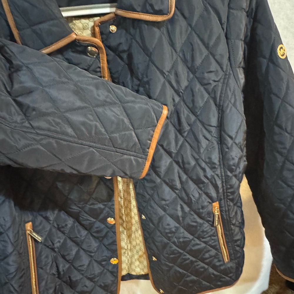 Michael Kors Navy Quilted Jacket with Tan Trim - Picture 3 of 9